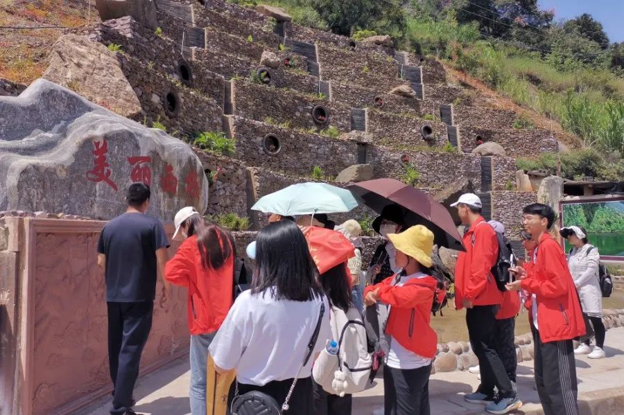 罗免镇:"三聚焦"做靓乡村旅游"新名片"